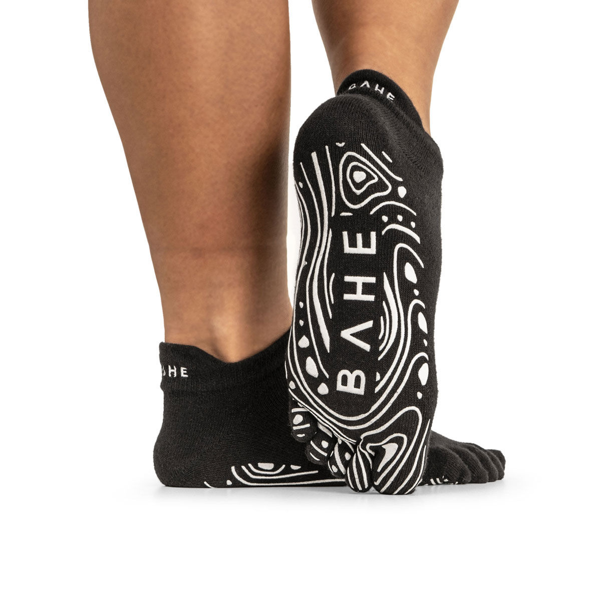 Gaiam Performance Yoga Socks Super Grippy, Full Toe Small - Medium
