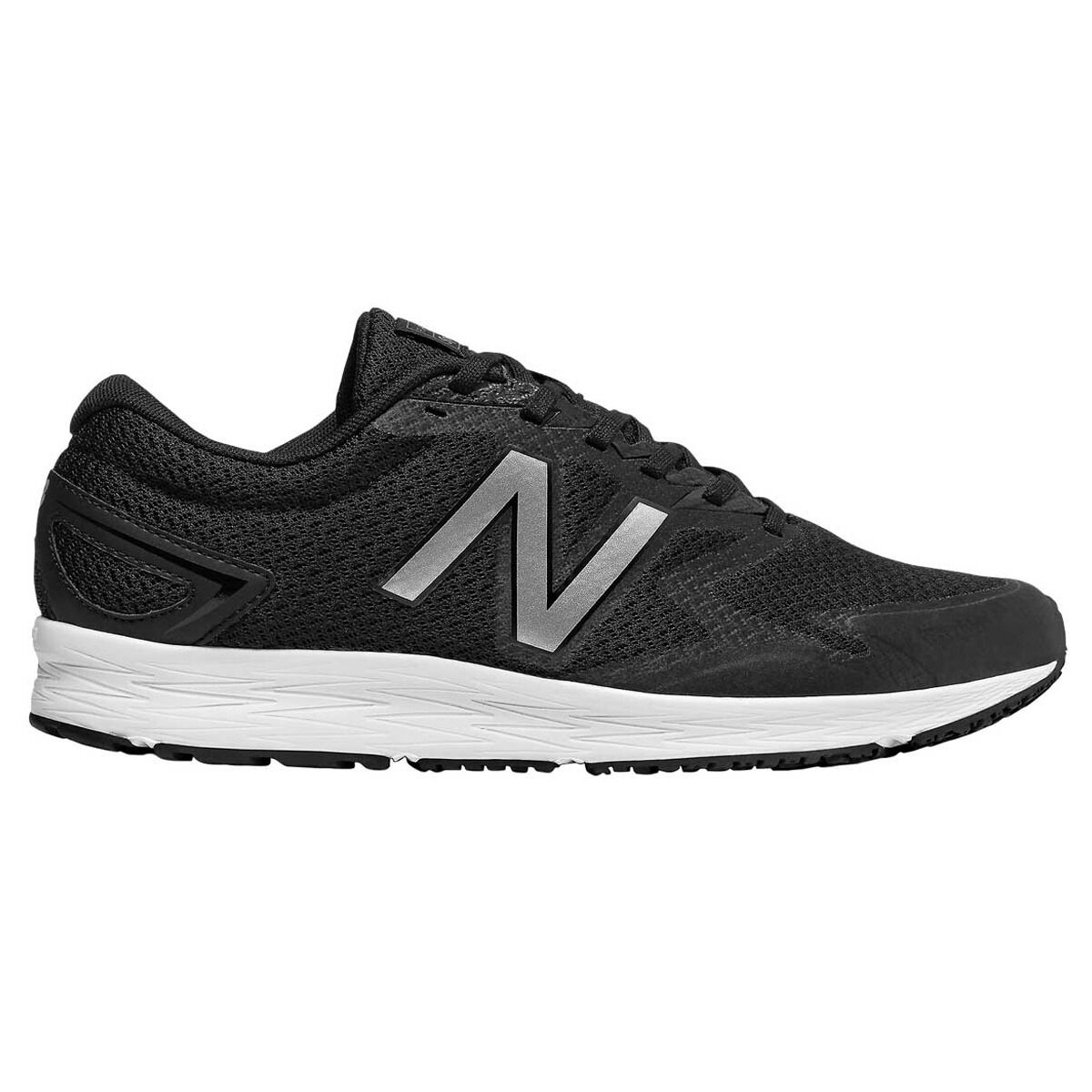 new balance flash running shoes