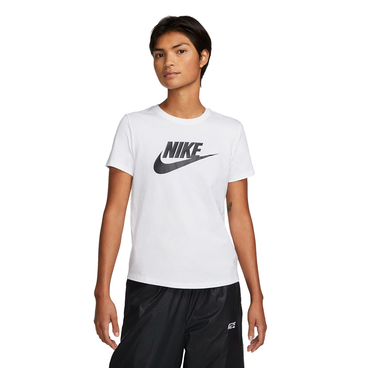 Nike Womens Sportswear Club Essentials Tee White L