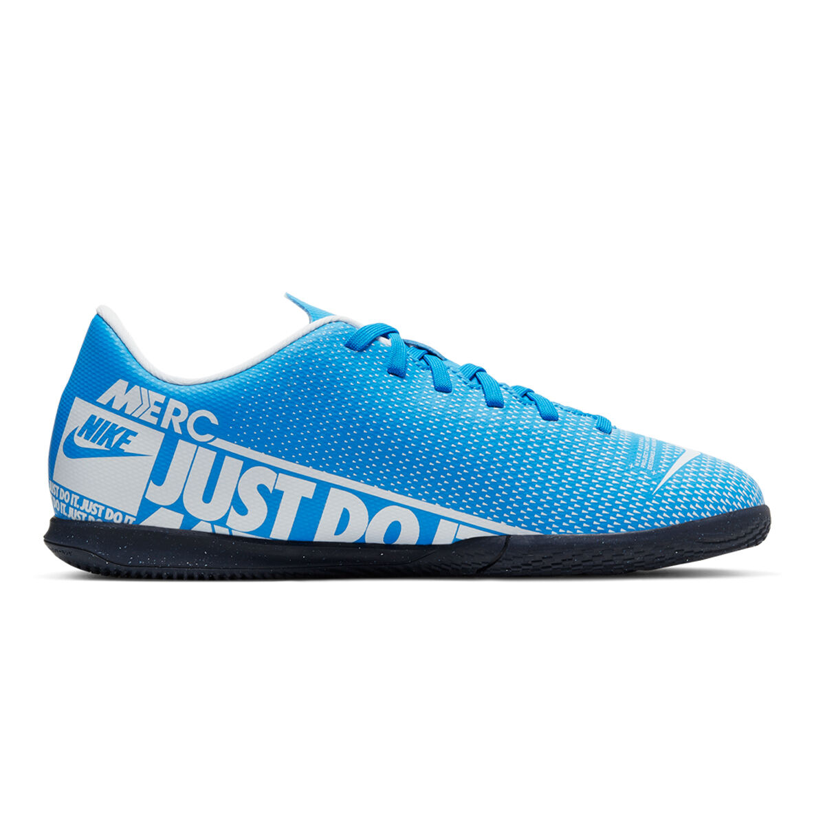 nike indoor shoes soccer
