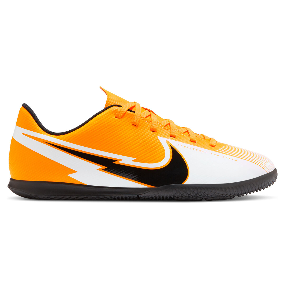 boys nike indoor soccer shoes