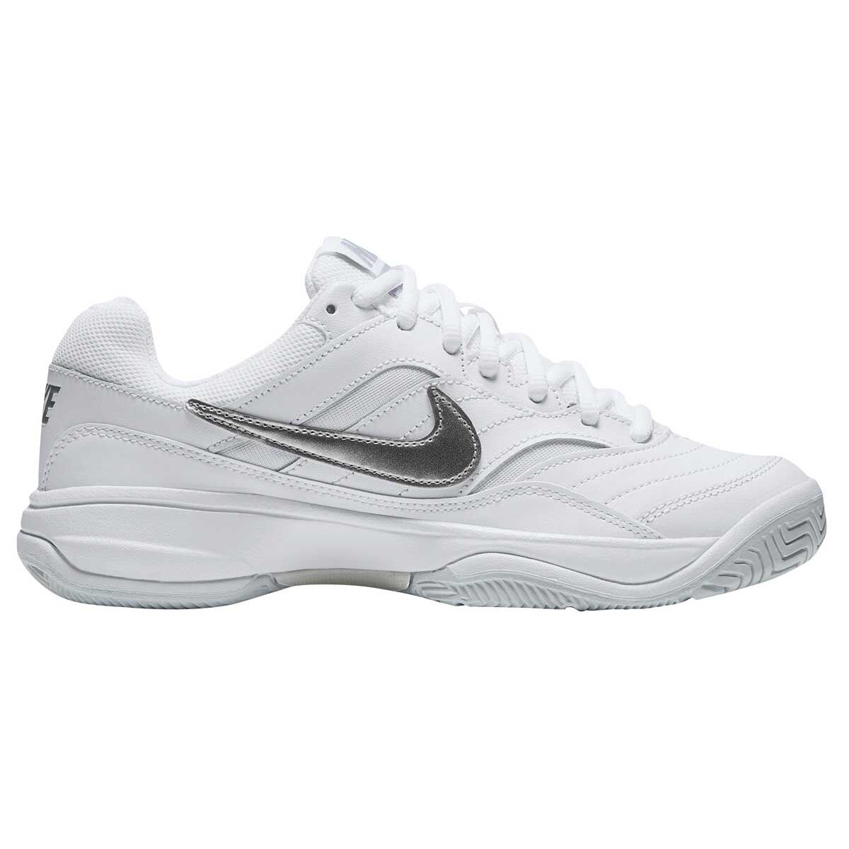 nike white tennis shoes