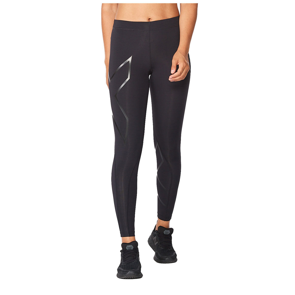 2XU Women's Flight Compression Tight, Black, Small : : Clothing,  Shoes & Accessories