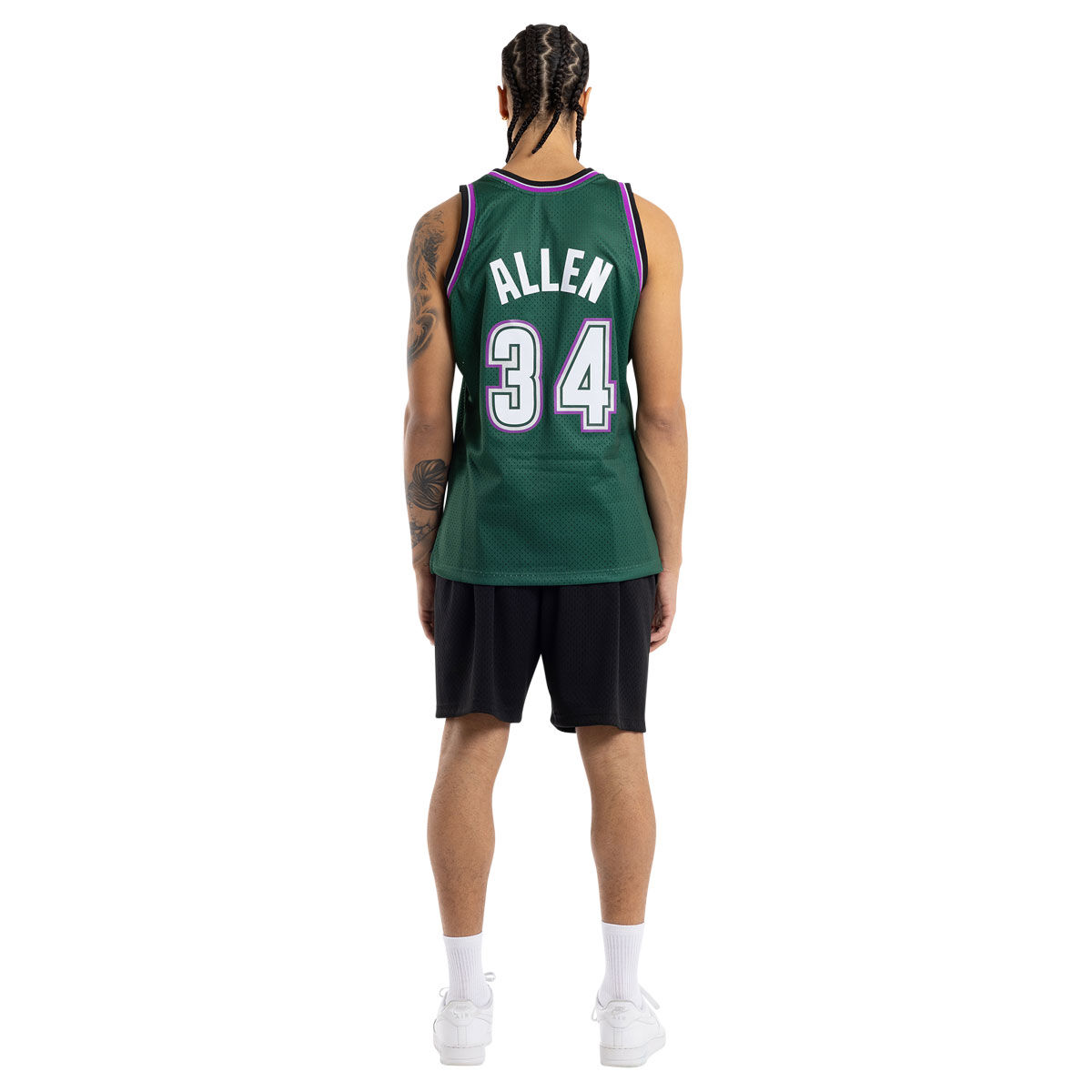 Milwaukee Bucks Jerseys & Teamwear, NBA Merchandise