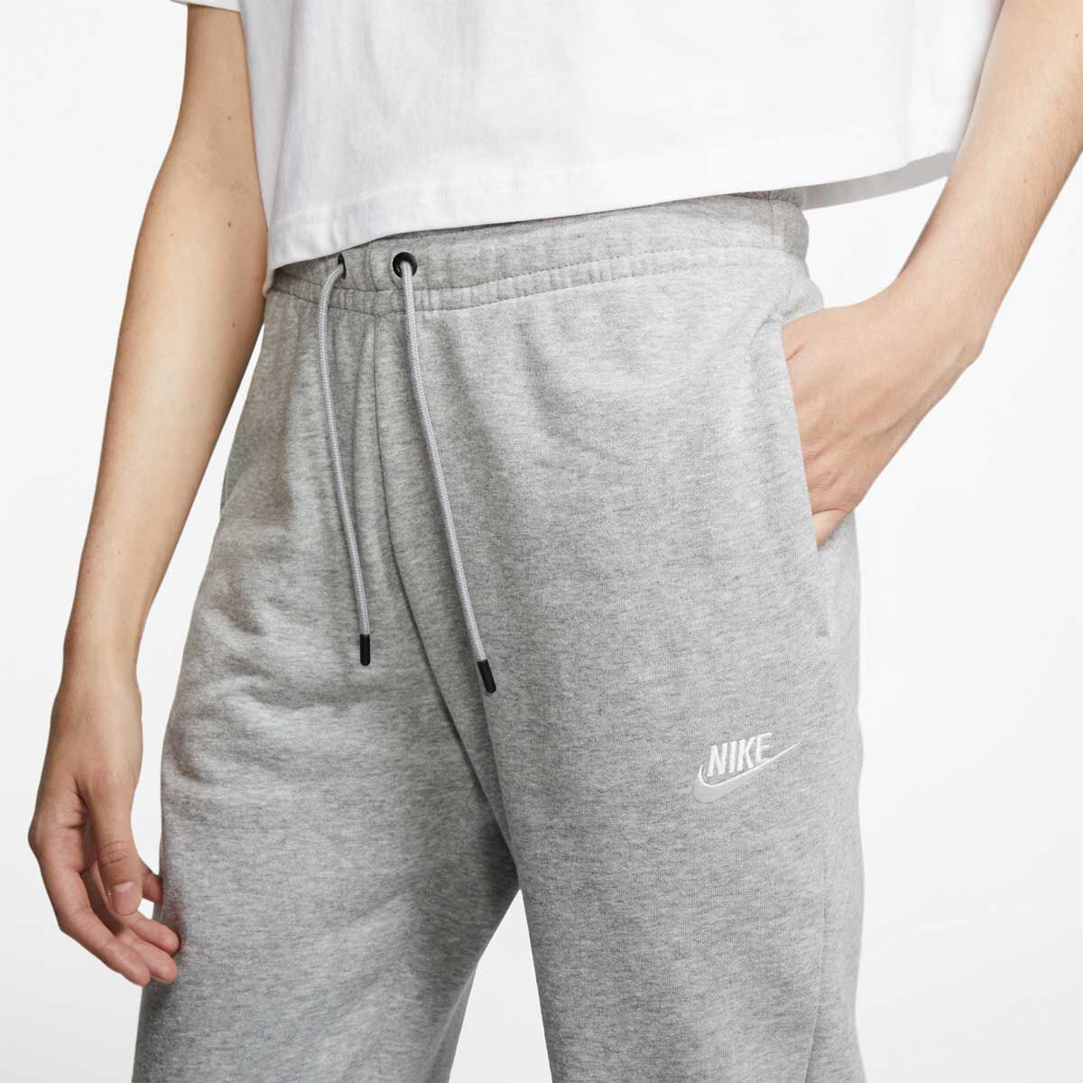 Grey Joggers & Sweatpants. Nike IN