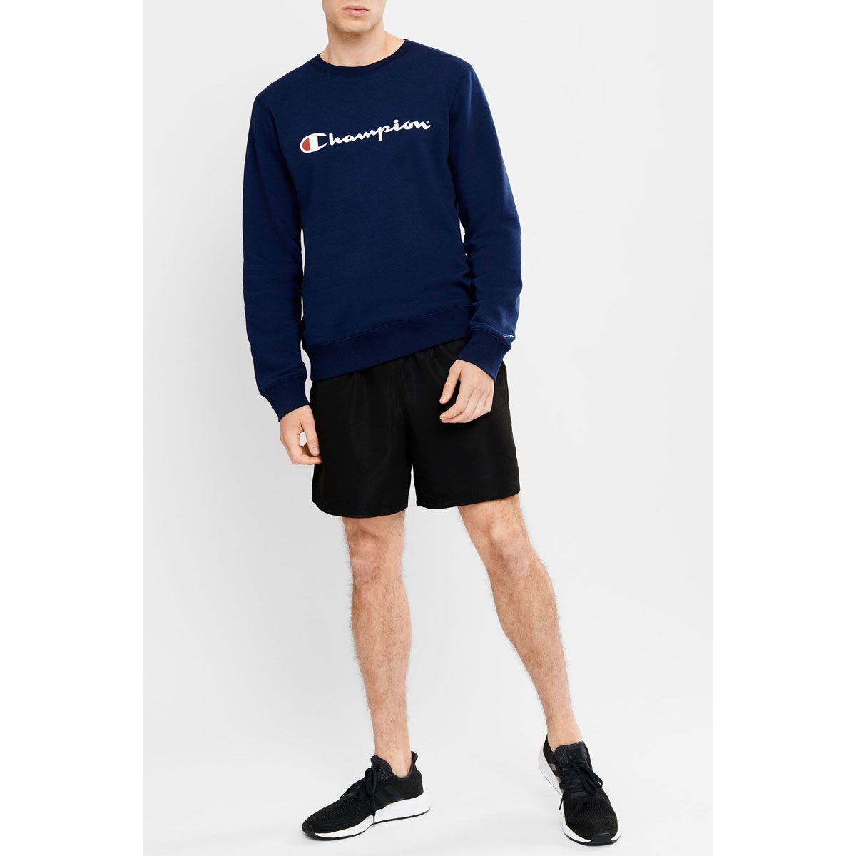 Champion sweater discount and shorts nike