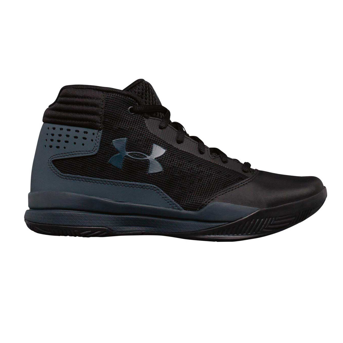 under armour boys basketball sneakers