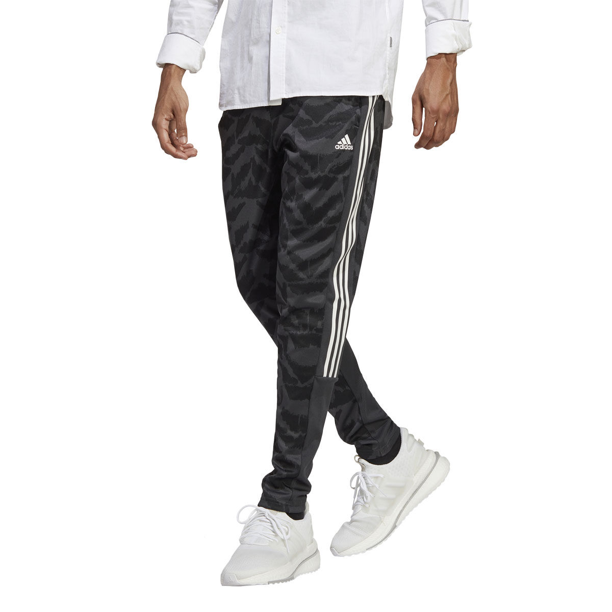 Amazon.com: adidas Men's AEROREADY Designed 4 Movement Training Pants,  Black/White, Small : Clothing, Shoes & Jewelry